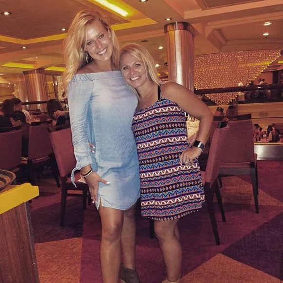 Meet your Posher, Miranda - Picture 1 of 1